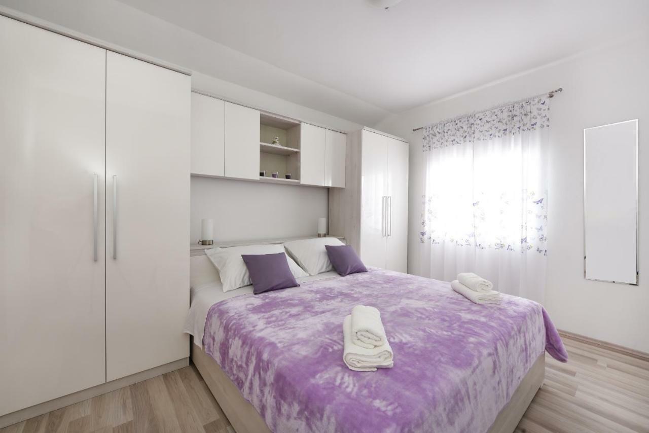 Appartement Monika - Private Terrace & Parking *