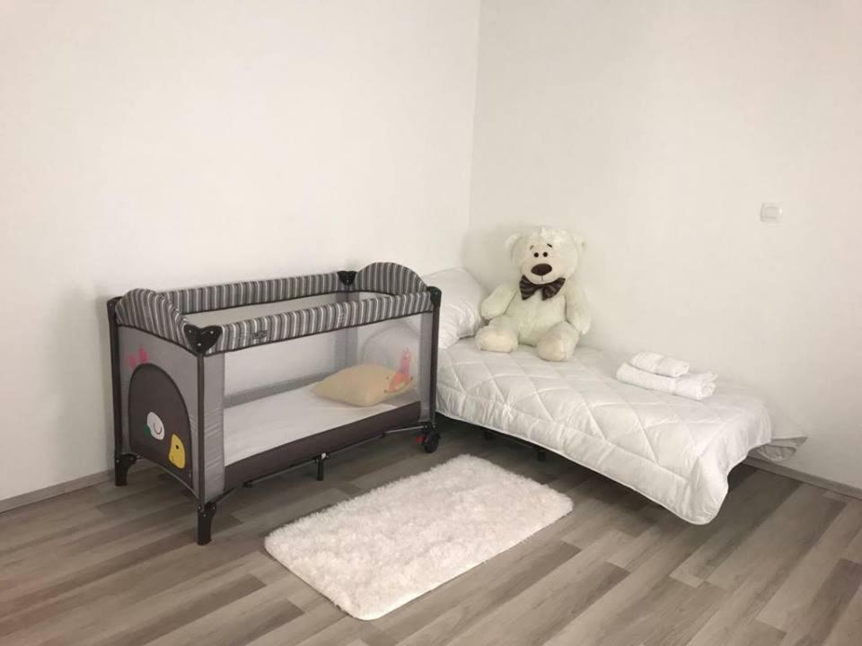 Appartement Monika - Private Terrace & Parking